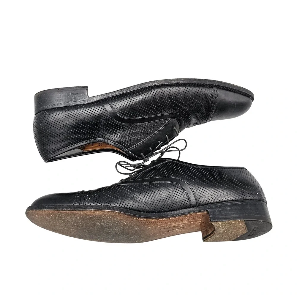 Salvatore Ferragamo Men's Size 12 B EUC Black Perforated Leather Cap Toe Oxfords